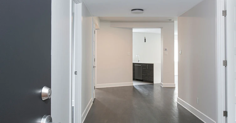 4851 De La Côte Saint Luc Chemin, Montréal, QC, H3W 2H6 - 11