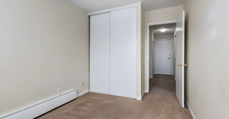 052-9700 Bonaventure Drive SE, Calgary, AB, T2J 0E6 - 27