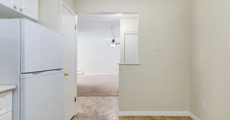 052-9700 Bonaventure Drive SE, Calgary, AB, T2J 0E6 - 18