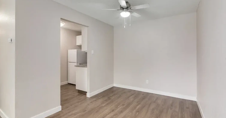 052-9700 Bonaventure Drive SE, Calgary, AB, T2J 0E6 - 8