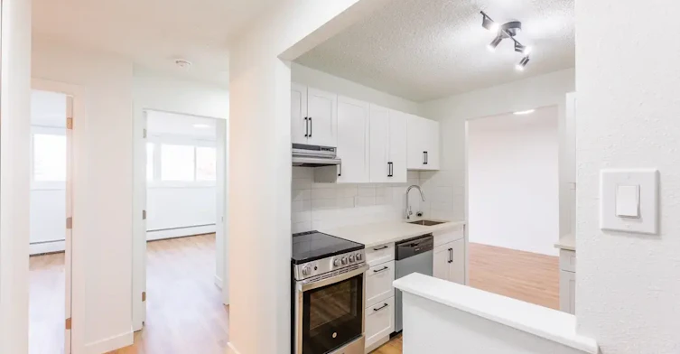 052-9700 Bonaventure Drive SE, Calgary, AB, T2J 0E6 - 41