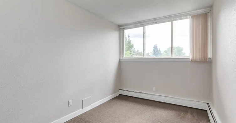 052-9700 Bonaventure Drive SE, Calgary, AB, T2J 0E6 - 35