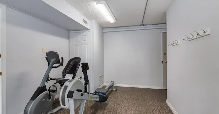 111-9700 Bonaventure Drive SE, Calgary, AB, T2J 0E6 - 64