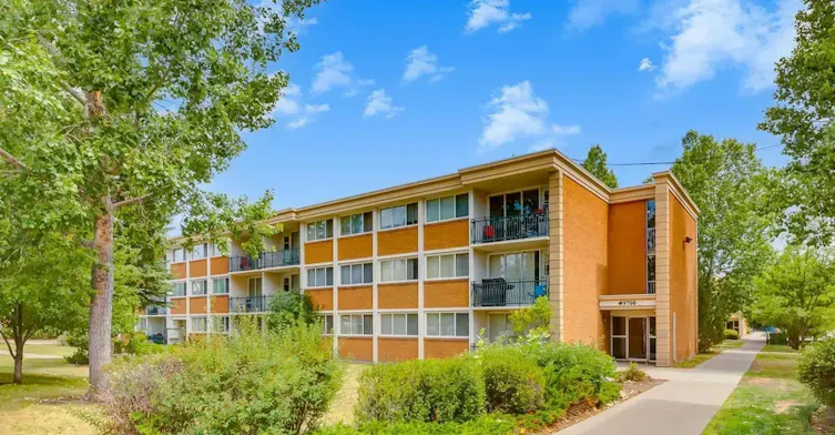 111-9700 Bonaventure Drive SE, Calgary, AB, T2J 0E6 - 68