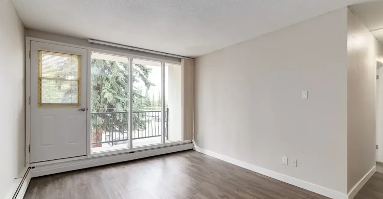 237-9700 Bonaventure Drive SE, Calgary, AB, T2J 0E6 - 12