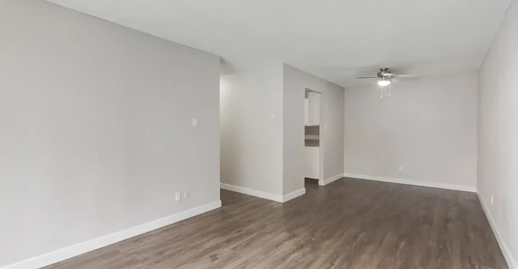 237-9700 Bonaventure Drive SE, Calgary, AB, T2J 0E6 - 13