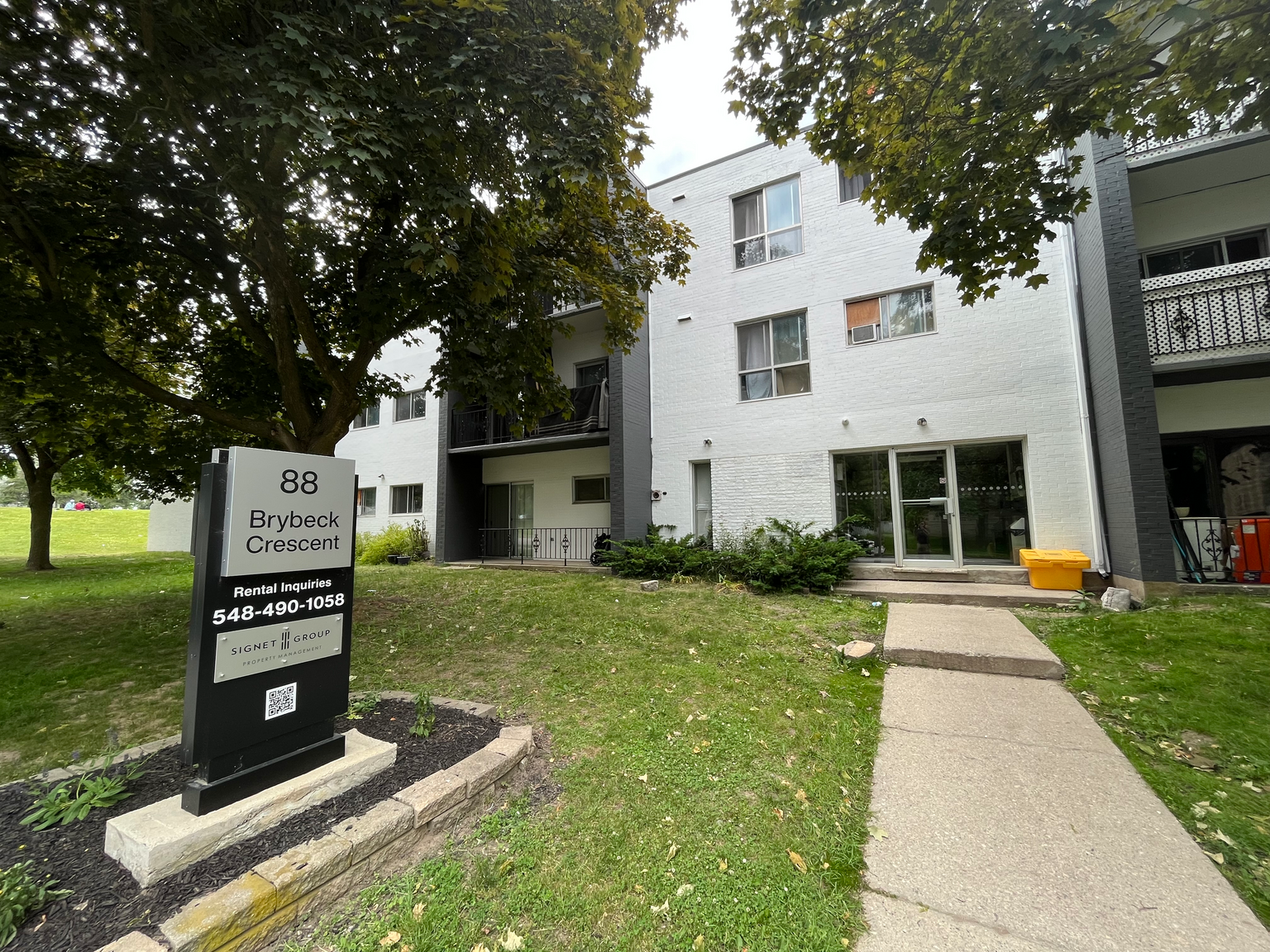 016-0104-88 Brybeck Crescent, Kitchener, ON, N2M 5G4