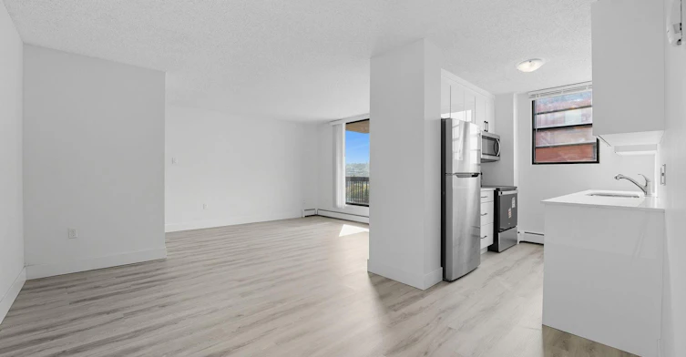 1310 14 Avenue SW, Calgary, AB, T3C 3S3 - 5