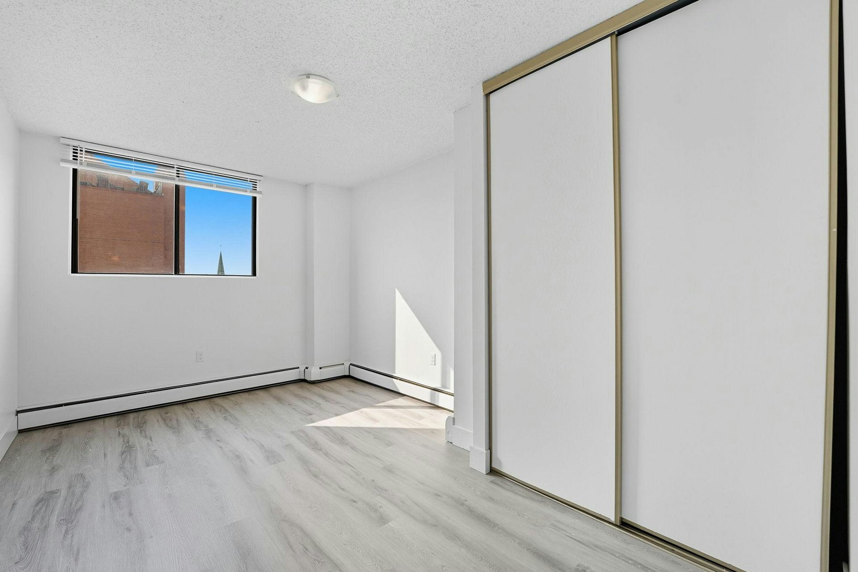 1310 14 Avenue SW, Calgary, AB, T3C 3S3 - 6