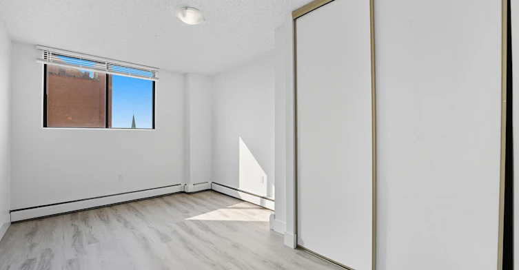 1310 14 Avenue SW, Calgary, AB, T3C 3S3 - 6