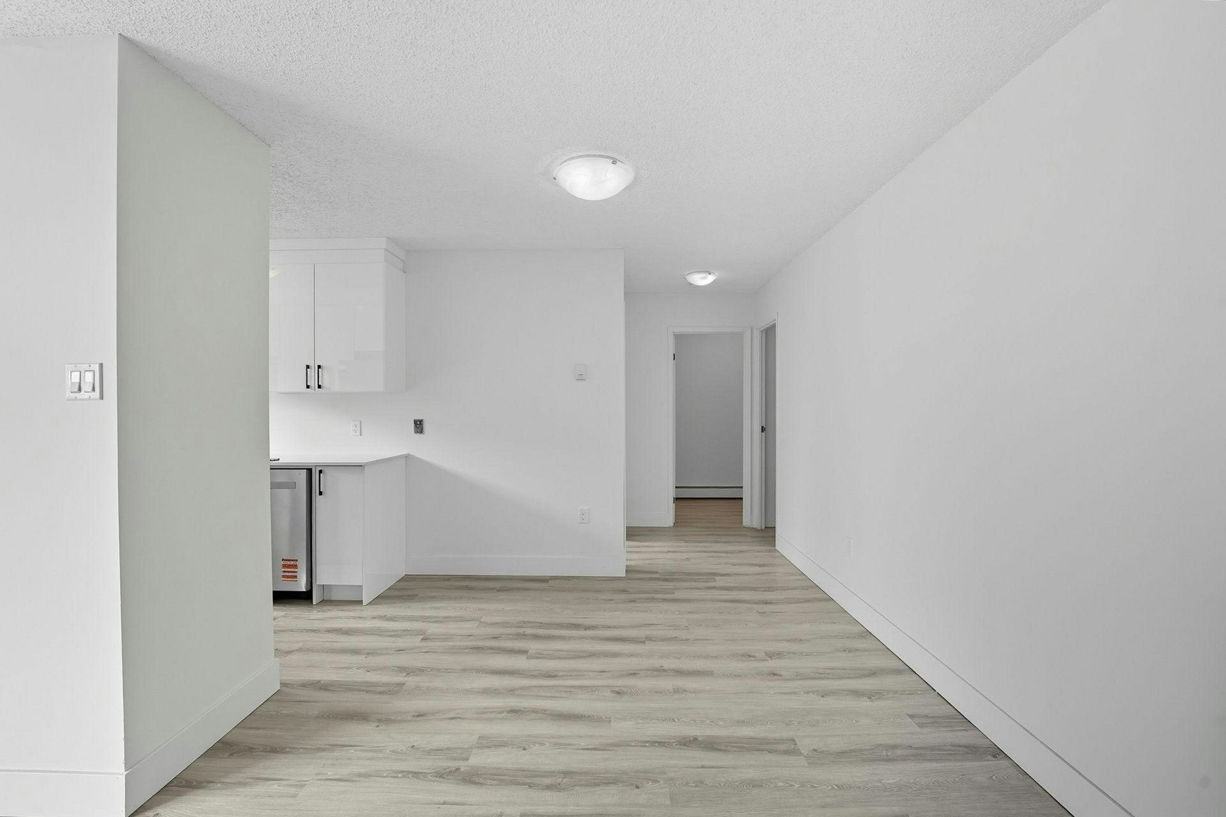 1310 14 Avenue SW, Calgary, AB, T3C 3S3 - 13