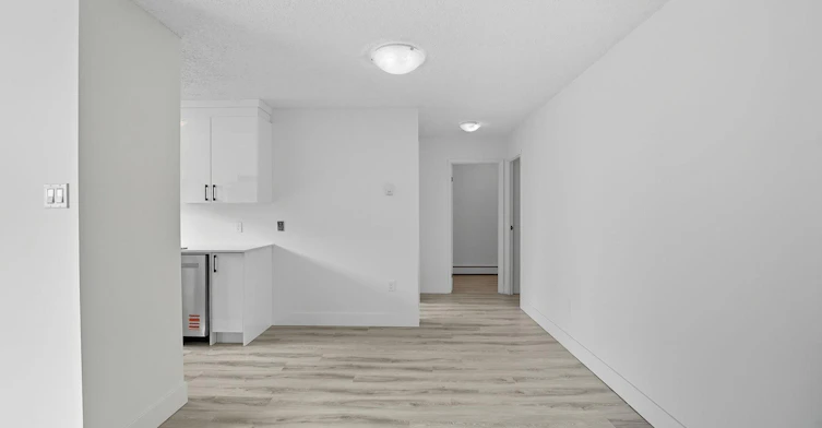 1310 14 Avenue SW, Calgary, AB, T3C 3S3 - 13