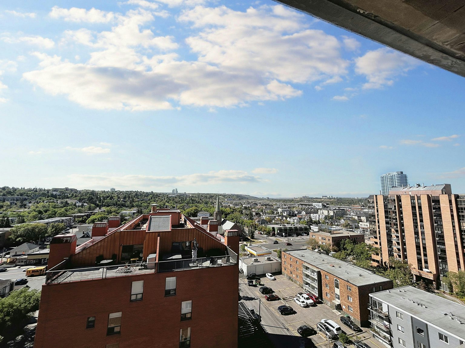 1310 14 Avenue Southwest, Calgary, AB, T3C 3S3 - 10