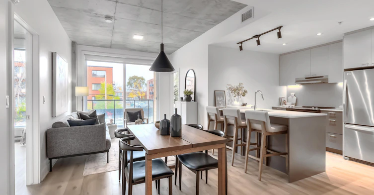 2125 Ward Rue, Montréal, QC, H4M 1T6