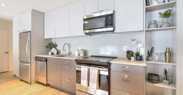 2125 Ward Rue, Montréal, QC, H4M 1T6 - 3