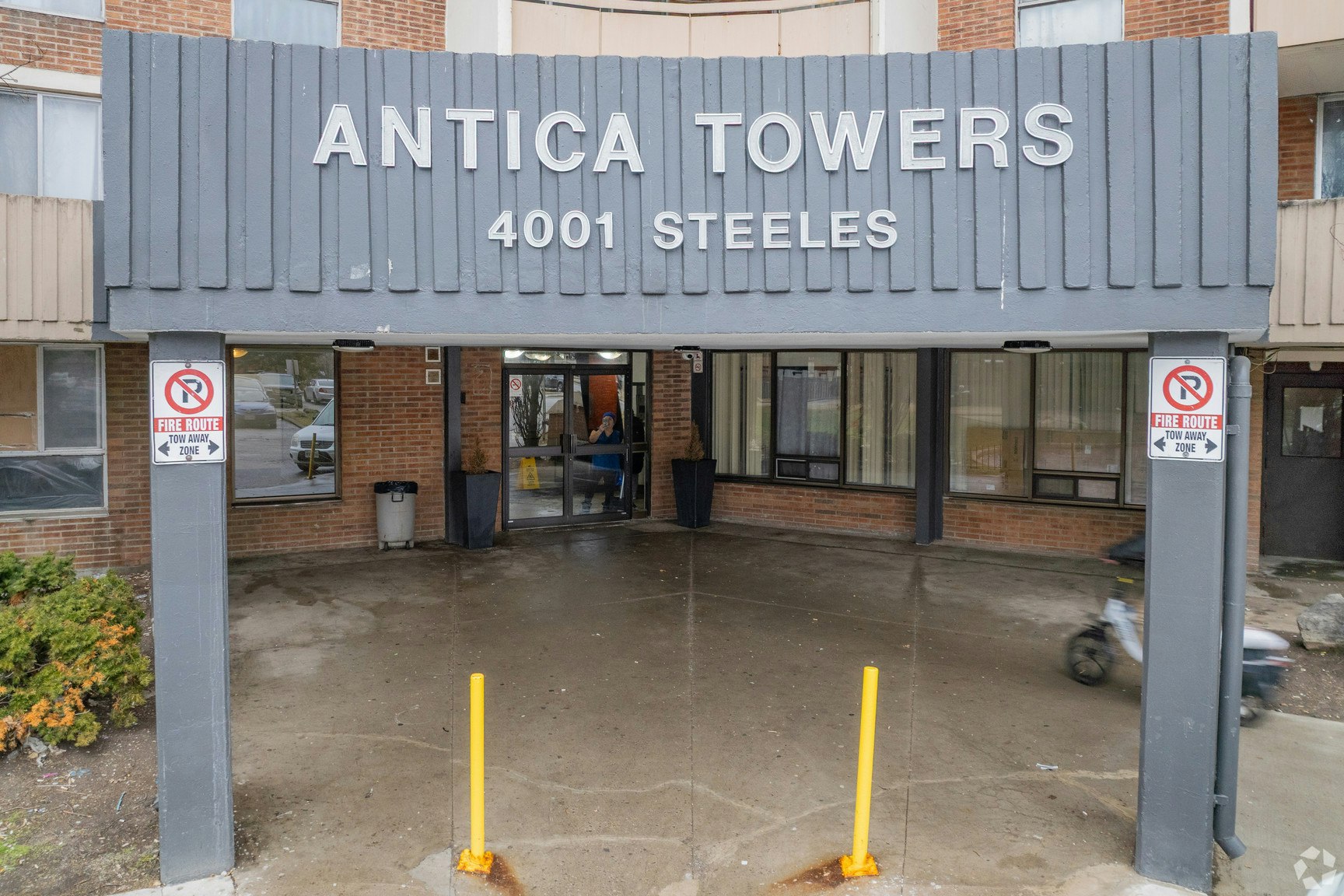 4001 Steeles Avenue W, Vaughan, ON, M3N 2T8 - 43