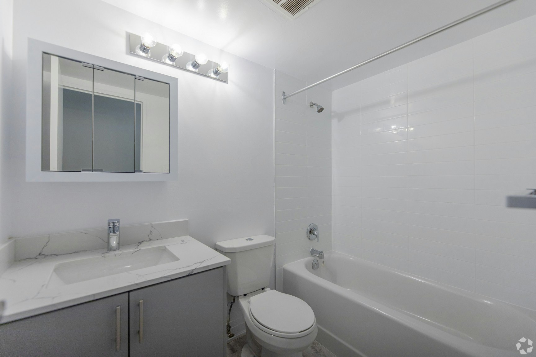 4001 Steeles Avenue W, Vaughan, ON, M3N 2T8 - 31