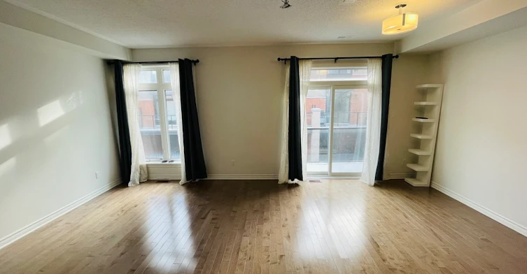 121 Chaperal Private, Ottawa, ON, K4A 0Y2 - 4