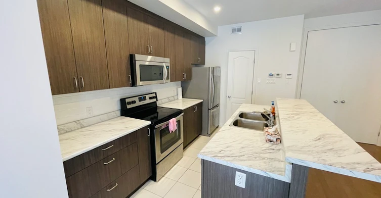 121 Chaperal Private, Ottawa, ON, K4A 0Y2 - 3