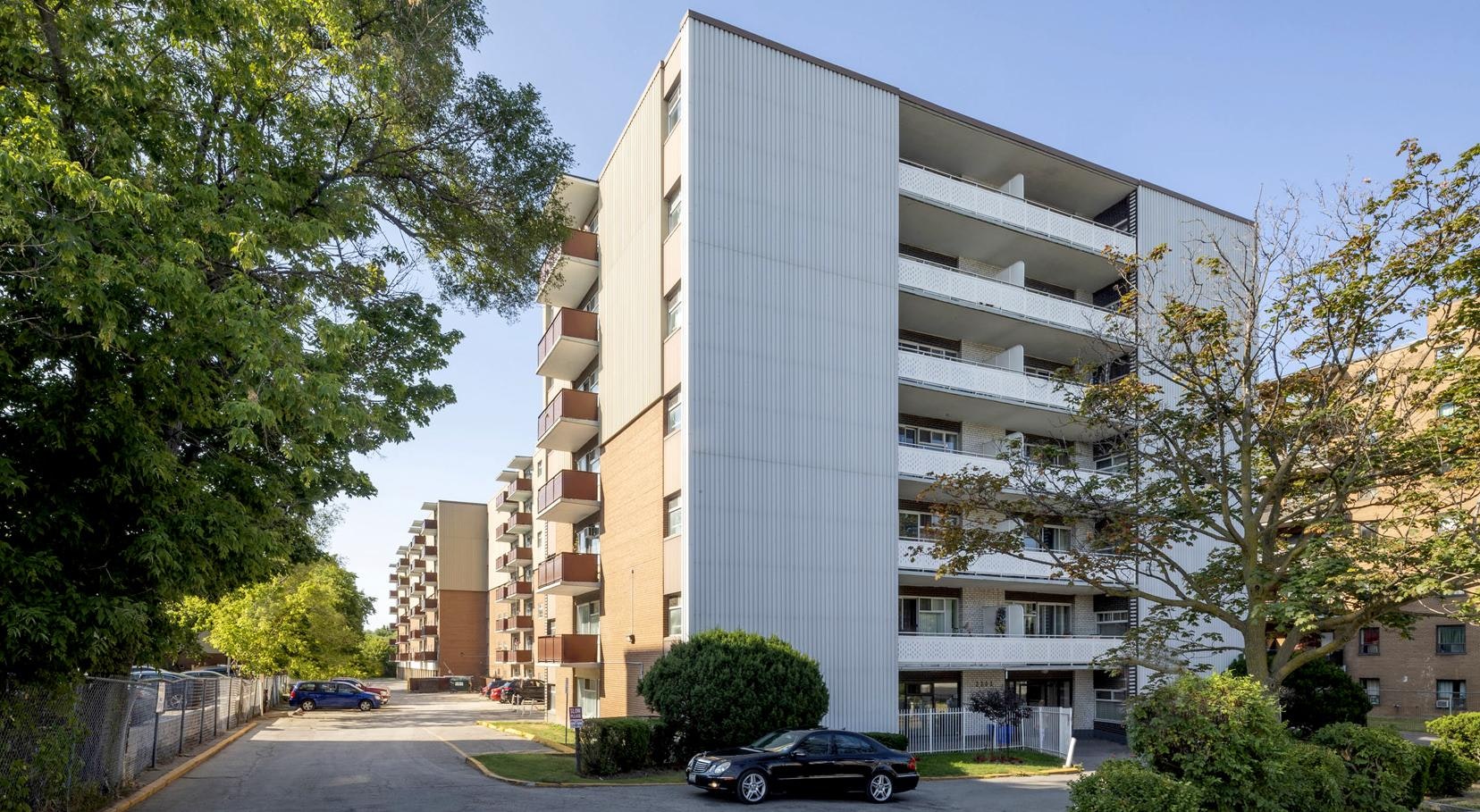 2303 Eglinton Avenue East, Toronto, ON, M1K 2N6 - 2