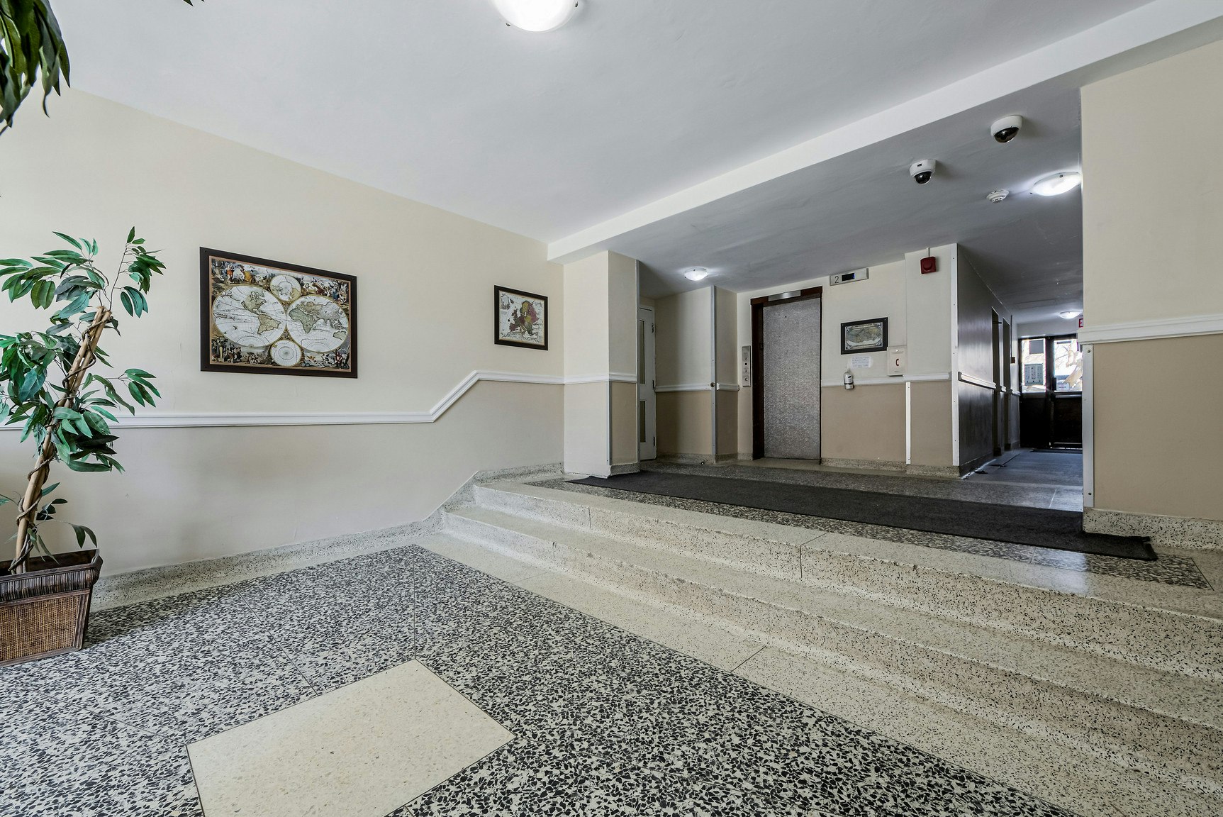 2303 Eglinton Avenue East, Toronto, ON, M1K 2N6 - 11