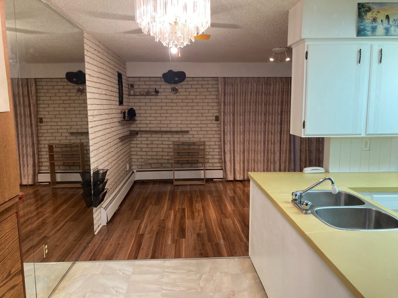 105-4345 Grange Street, Burnaby, BC, V5H 1P5 - 4