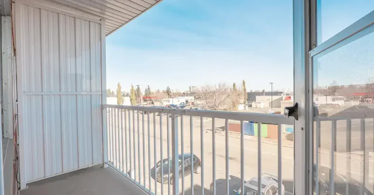 33-10003 62 Street, Edmonton, AB, T6A 2L6 - 37