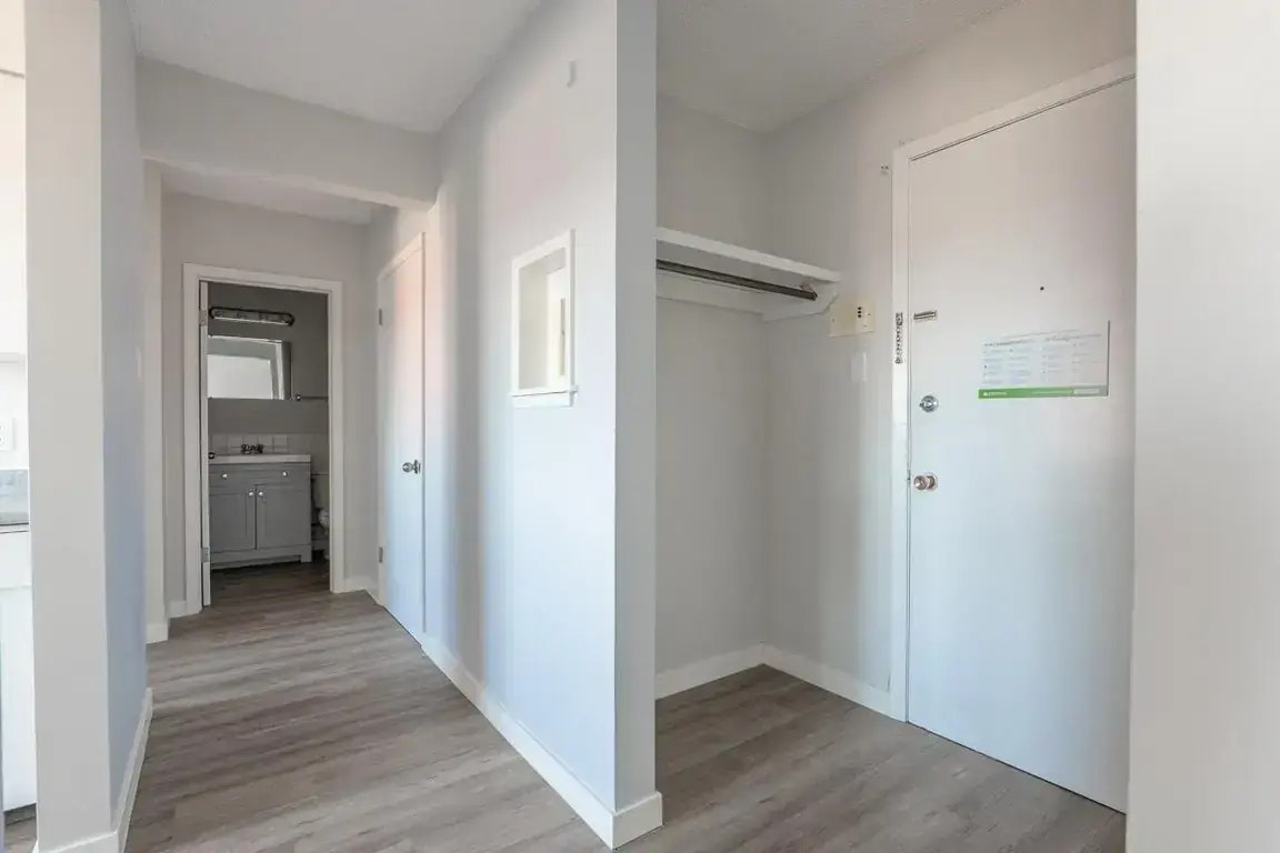 44-10003 62 Street, Edmonton, AB, T6A 2L6 - 36