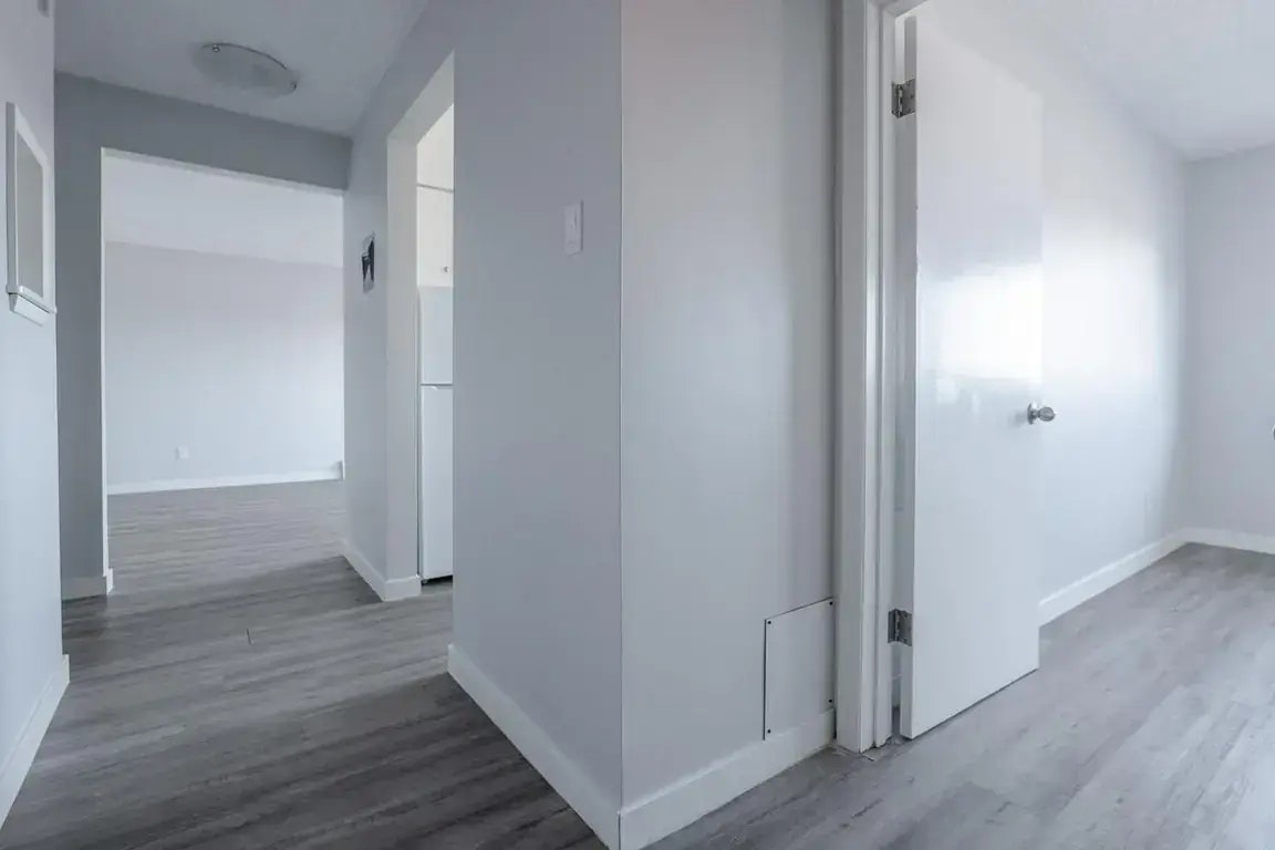 44-10003 62 Street, Edmonton, AB, T6A 2L6 - 27