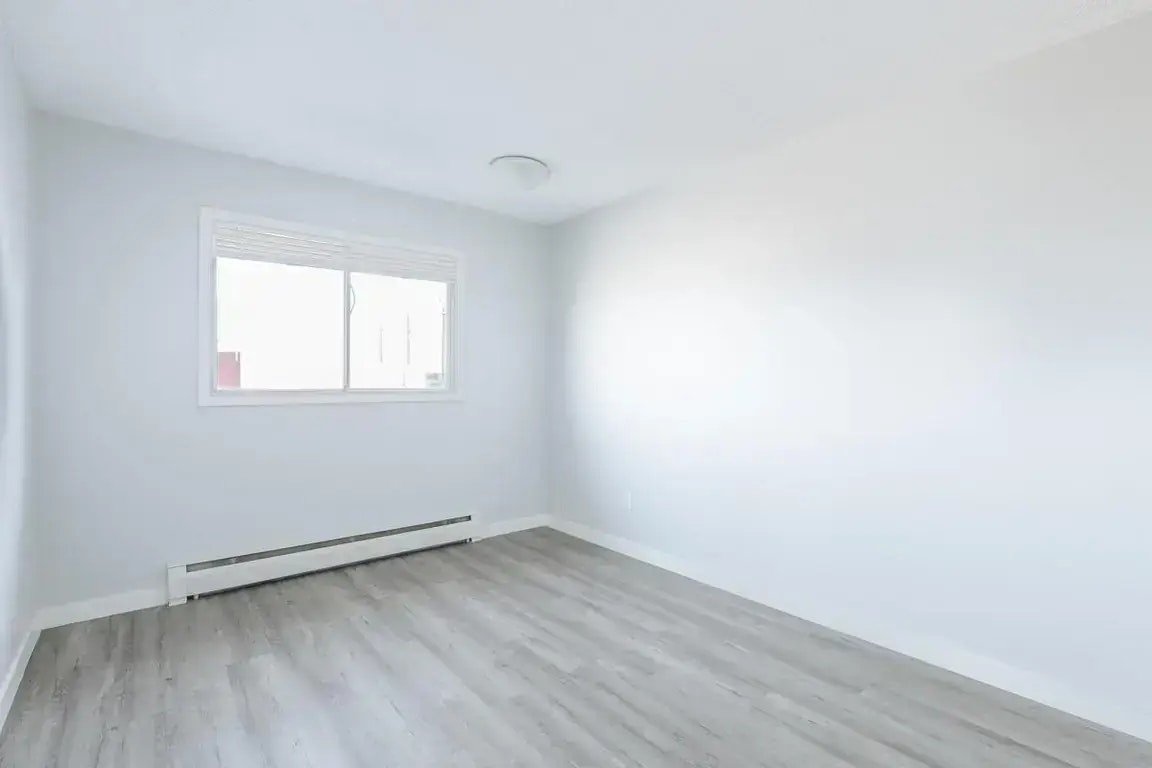 44-10003 62 Street, Edmonton, AB, T6A 2L6 - 33