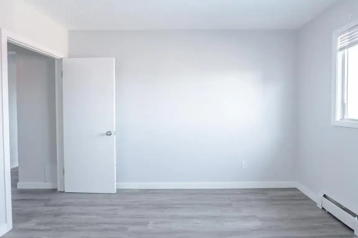 44-10003 62 Street, Edmonton, AB, T6A 2L6 - 28