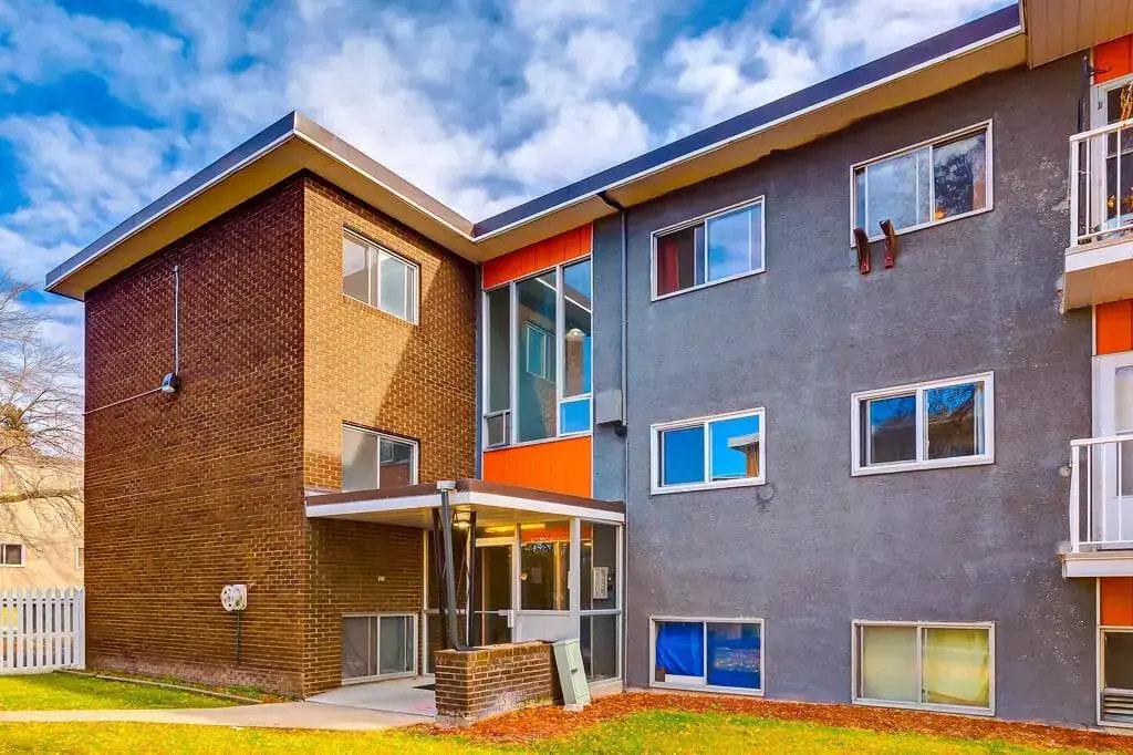44-10003 62 Street, Edmonton, AB, T6A 2L6 - 43