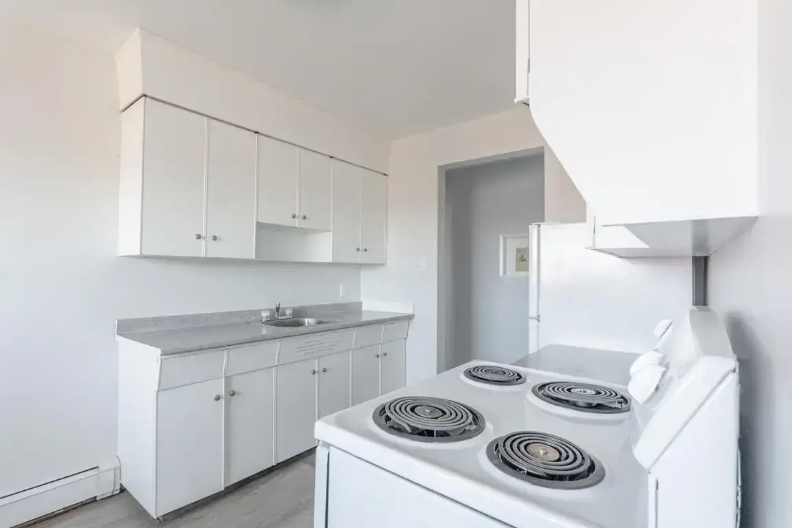 44-10003 62 Street, Edmonton, AB, T6A 2L6 - 17