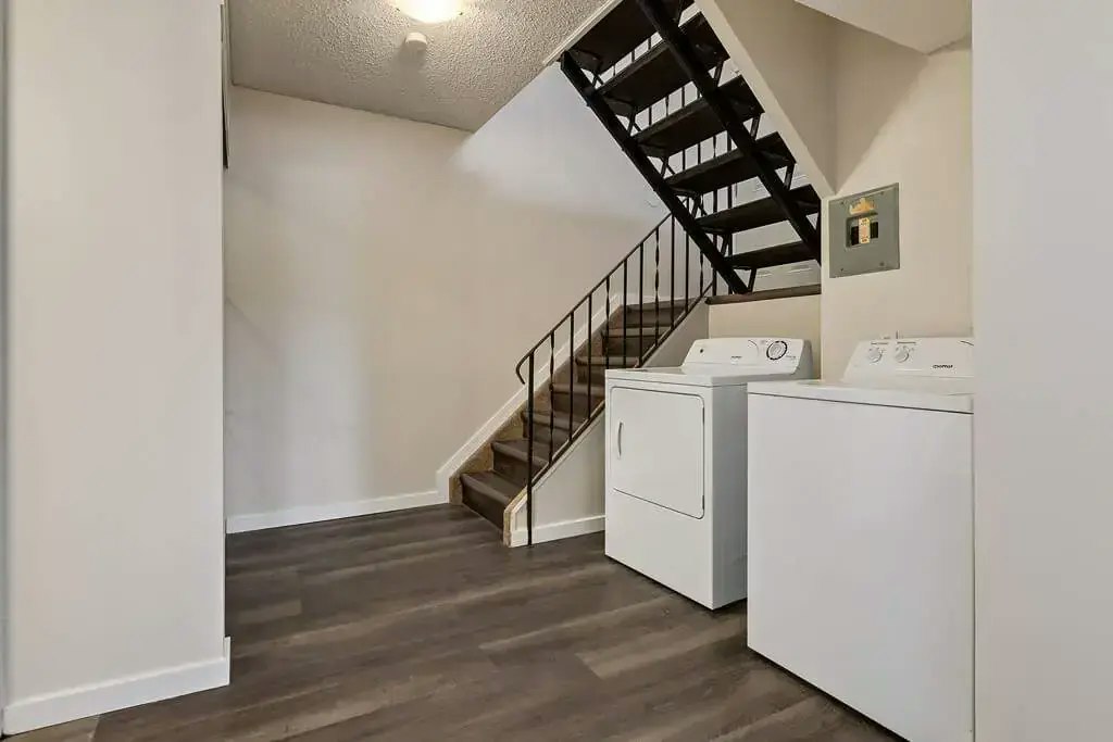 3-134 Mount Pleasant Drive, Camrose, AB, T4V 2Y1 - 3