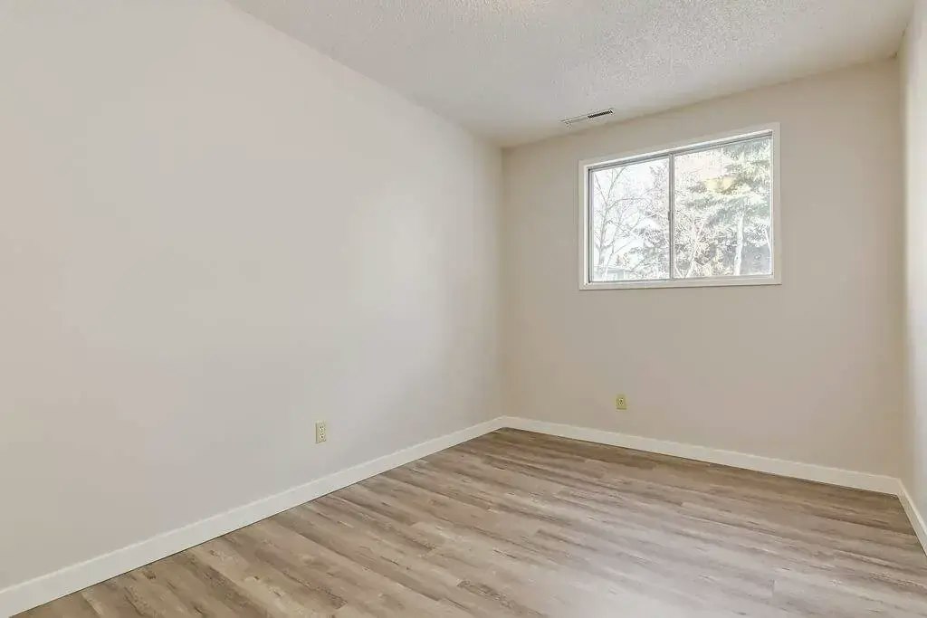 3-134 Mount Pleasant Drive, Camrose, AB, T4V 2Y1 - 7