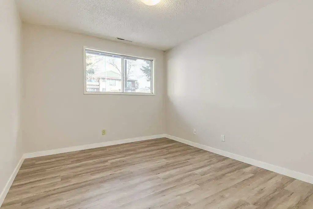 3-134 Mount Pleasant Drive, Camrose, AB, T4V 2Y1 - 6