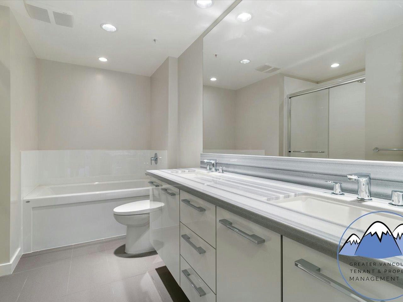 1608-3093 Windsor Gate, Coquitlam, BC, V3B 0N2 - 9