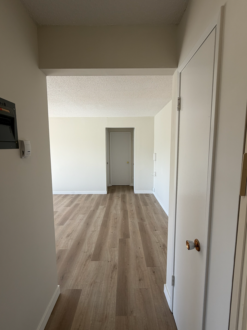 11240 124th Street, Edmonton, AB, T5M 0J8 - 20