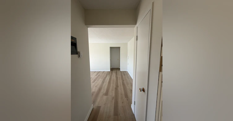 11240 124th Street, Edmonton, AB, T5M 0J8 - 20