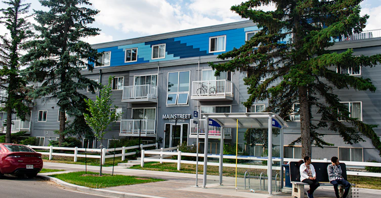 11240 124th Street, Edmonton, AB, T5M 0J8 - 4