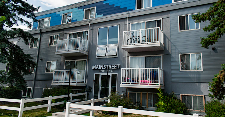 11240 124th Street, Edmonton, AB, T5M 0J8 - 9