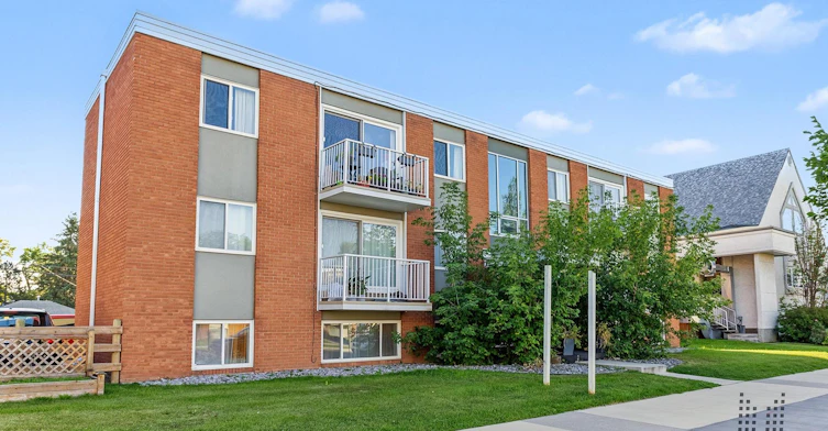11325 124th Street, Edmonton, AB, T5M 0K2 - 9