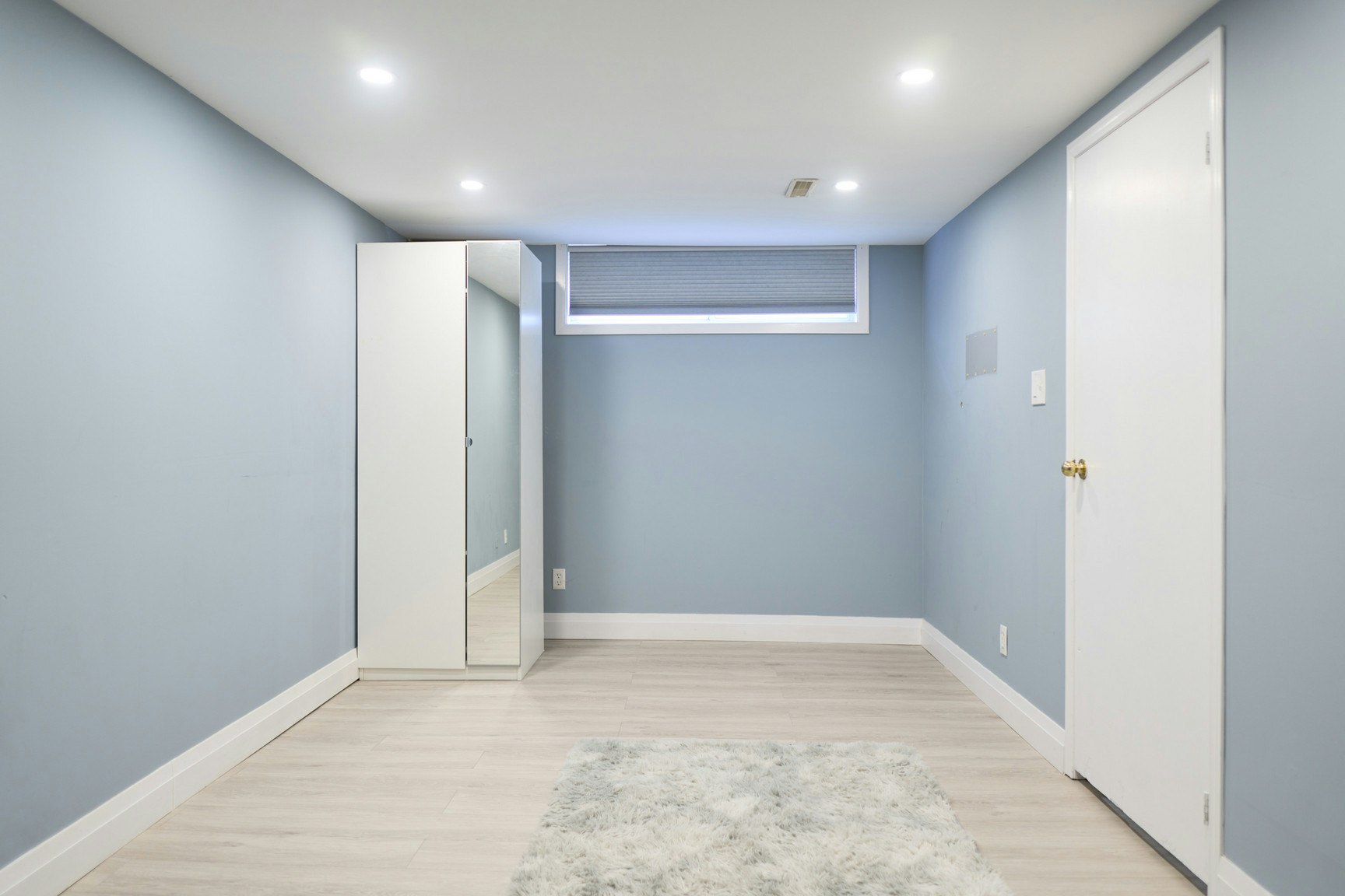 704 Abana Road, Mississauga, ON, L5A 1H4 - 3