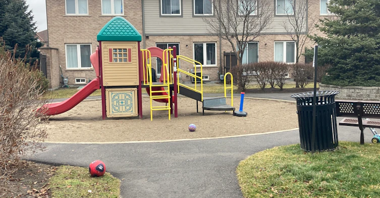92-675 Huntington Ridge Drive, Mississauga, ON, L5R 4H7 - 5