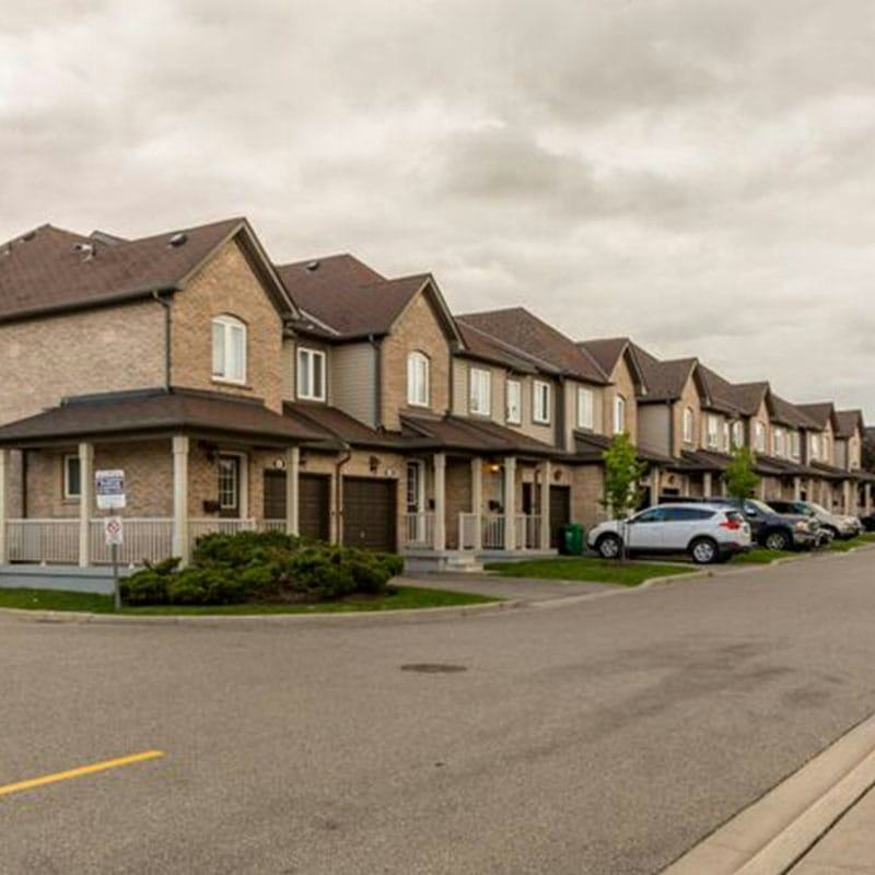 92-675 Huntington Ridge Drive, Mississauga, ON, L5R 4H7
