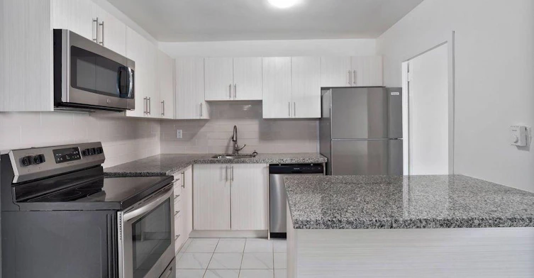 51 Owen Street, Penetanguishene, ON, L9M 1N4