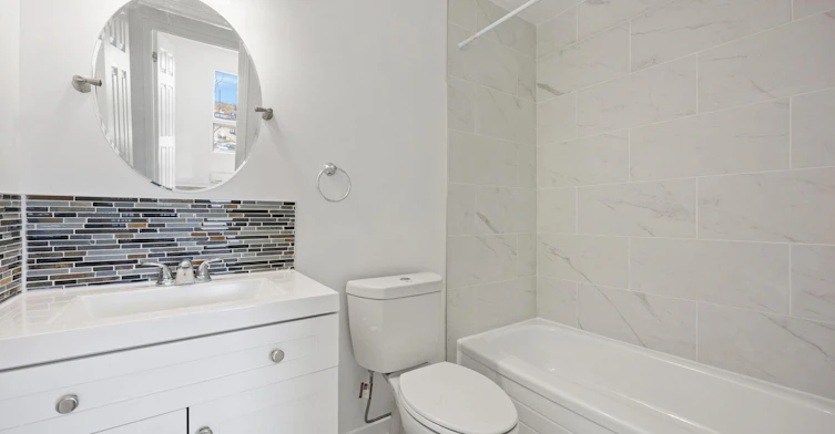 51 Owen Street, Penetanguishene, ON, L9M 1N4 - 5