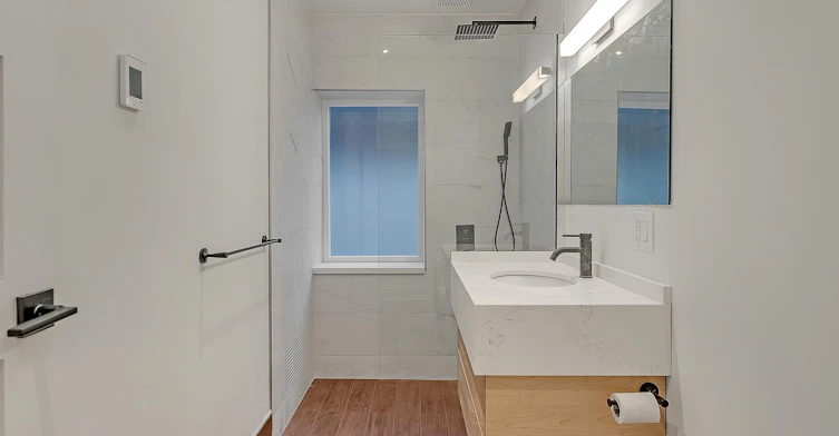 2nd Floor-180 Strachan Avenue, Toronto, ON, M6J 2S9 - 17