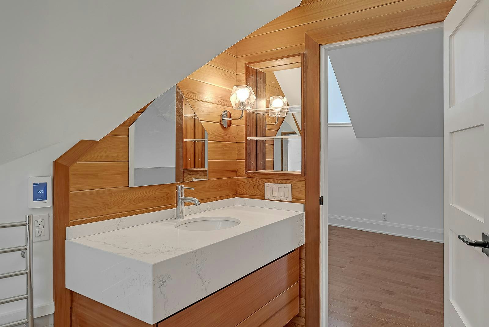 2nd Floor-180 Strachan Avenue, Toronto, ON, M6J 2S9 - 18