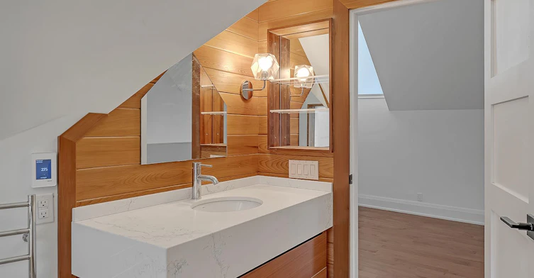 2nd Floor-180 Strachan Avenue, Toronto, ON, M6J 2S9 - 18